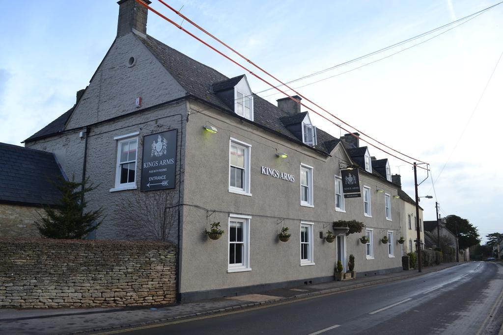 The Kings Arms Otel Didmarton Dış mekan fotoğraf